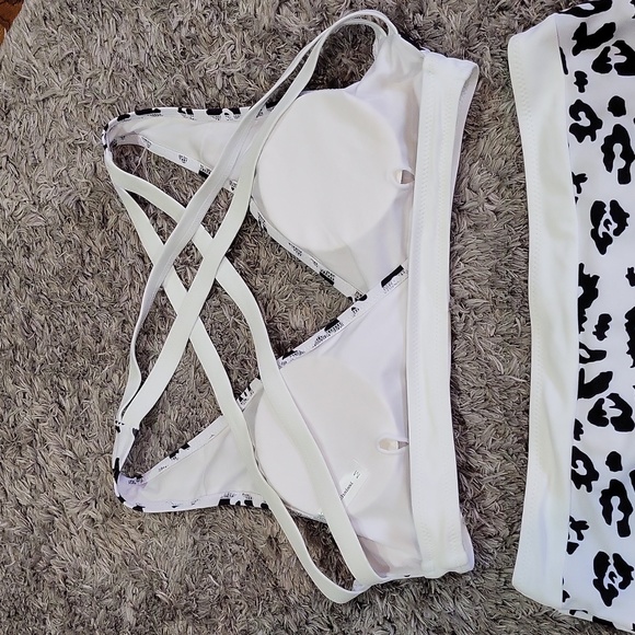 Beachsissi Swimsuit - Picture 5 of 9